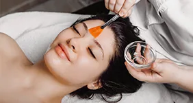 Gentle chemical peel for tan and dull skin as part of a bridal skin plan